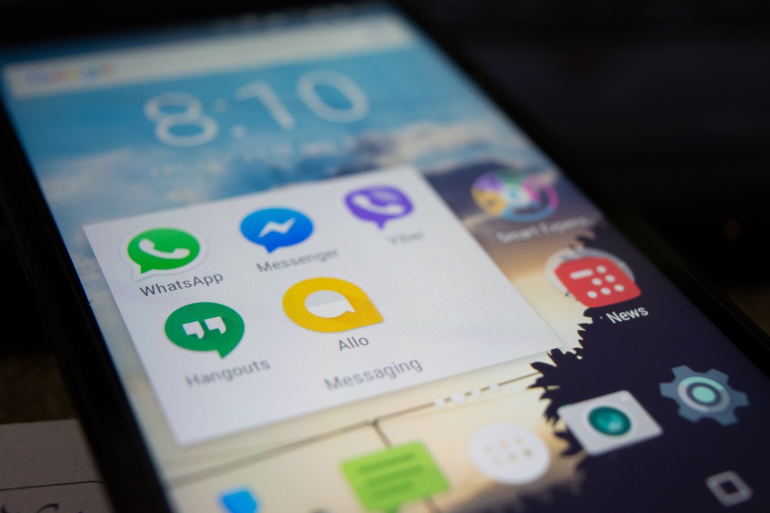Which are the best mobile messaging apps and how to use them securely?