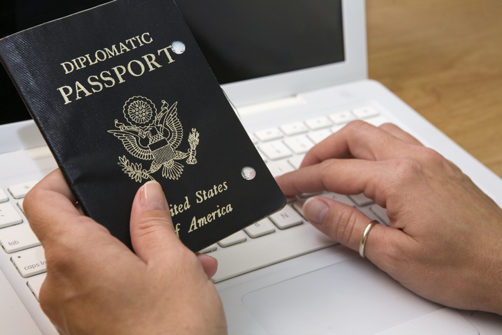 some-americans-able-to-renew-their-passports-online