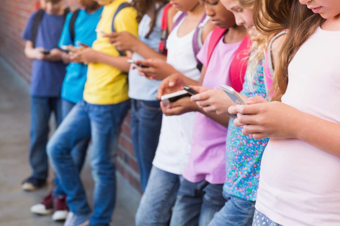 uso-precoce-dello-smartphone-fa-peggiorare-i-risultati-scolastici